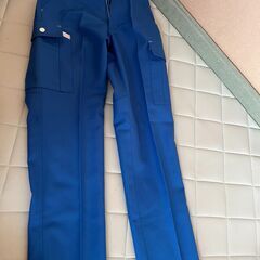 新品未使用❇️秋冬用 作業服 ノータックカーゴパンツ 70サイズ ブルーの画像