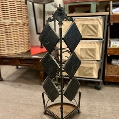 アイアン 傘立て アンブレラスタンド レトロ アンティーク ヴィンテージ ステンドグラス 風 インテリア雑貨 玄関収納 おしゃれ 鉄製 傘たて 傘スタンド カフェ風 デザイン家具の画像