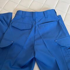 【新品未使用】秋冬用 作業服 ノータックカーゴパンツ 70サイズ ブルー パンツの画像