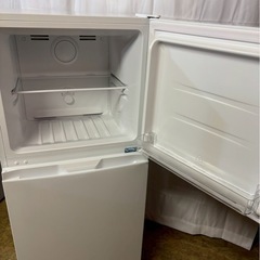 【極美品】アイリスオーヤマ 2ドア冷蔵庫 IRSN-18A 2025年製182Lの画像