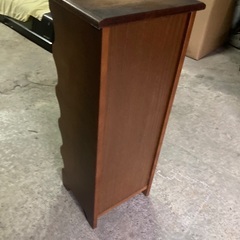 カリモクスリッパ収納の画像