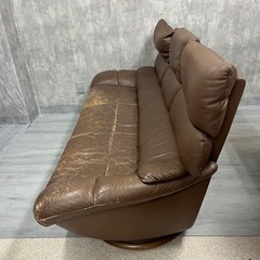 カリモク　ソファの画像