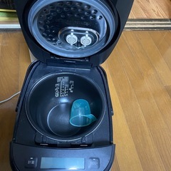 現在、取引中　炊飯器(圧力IH)の画像