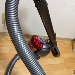 【まだ取引可能です！】Dyson DC48 キャニスター掃除機　ヘッドなし　
猛烈なパワーです。の画像