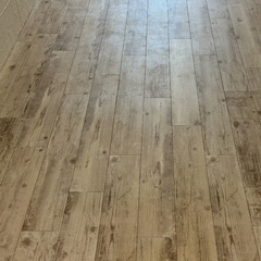 サンゲツ　フロアタイル　5ケースの画像