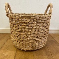 無印良品　かご　ウォーターヒヤシンス　ラウンド　ばすけっとバスケットの画像