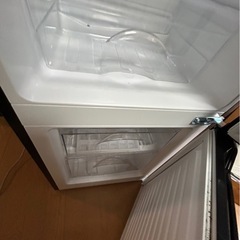 【2022年製】山善 冷凍冷蔵庫 YFR-D111(B) 106L ブラックの画像