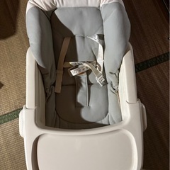 ハイローチェアの画像