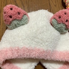 ディズニー いちご 帽子 ニット帽 50の画像