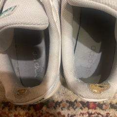 スニーカーの画像