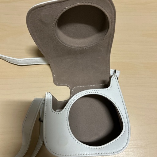 チェキカメラカバー付き