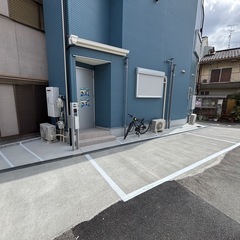 月極駐車場⭐️高槻市城南町⭐️普通車or軽自動車縦列2台⭐️高さ制限🆓大型バイク - 賃貸（マンション/一戸建て）