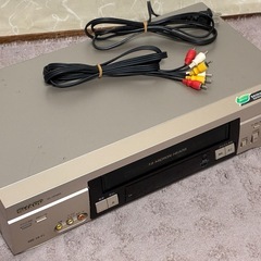 シャープVC-HF99S（VHSビデオデッキ）の画像