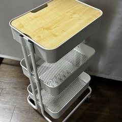 ワゴン　白色　　の画像