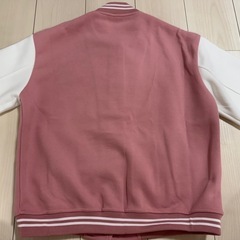 スタジャンの画像