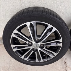 ダイハツタイヤホイールセットの画像