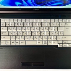 ⭐️爆速起動⭐️美品【Windows11 25H2✨】富士通LIFEBOOK A576 R/2017年製/15.6インチ/フルHD/メモリ8GB/SSD.256GB/Microsoft Office2021搭載/バッテリー正常🔋✨の画像