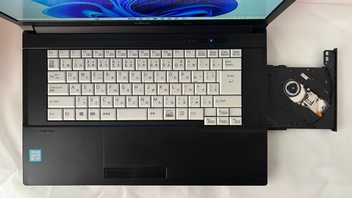 ⭐️美品 爆速?【Windows11 Pro　25H2✨】富士通LIFEBOOK A576 R/2017年製/15.6インチ/フルHD
