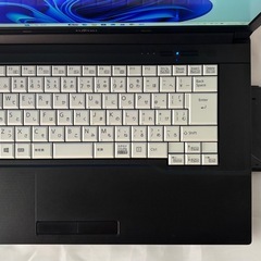 ⭐️爆速起動⭐️美品【Windows11 25H2✨】富士通LIFEBOOK A576 R/2017年製/15.6インチ/フルHD/メモリ8GB/SSD.256GB/Microsoft Office2021搭載/バッテリー正常🔋✨の画像