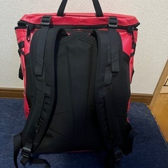 ノースフェイス　リュック　赤の画像