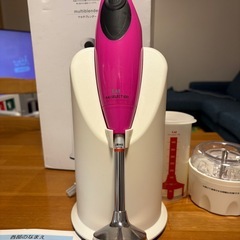 貝印 SELECT 100 マルチブレンダー 専用カップ付きの画像