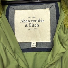 アバクロ レディースダウン Mサイズ
の画像