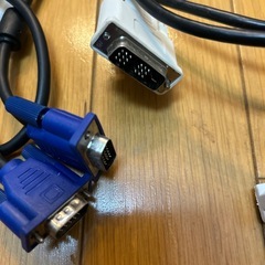モニターケーブル　4本　変換アダプタの画像