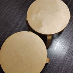 イケア スツールの画像