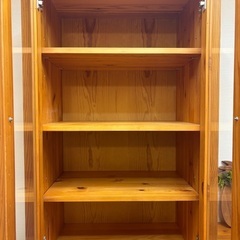 千趣会 食器棚の画像