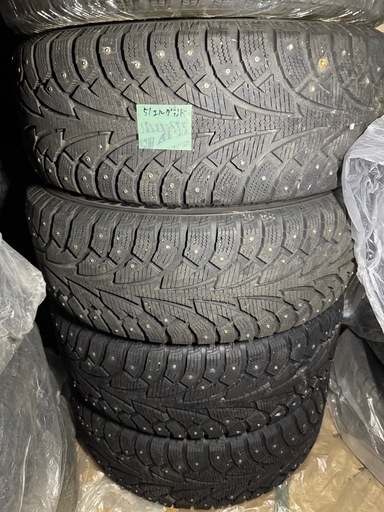 225/55r17 スパイクタイヤ　アルミ付き！