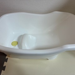 沐浴桶　ベビーバス　お風呂　沐浴剤　スキナベーブの画像