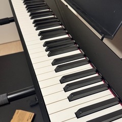 電子ピアノPX-S1100の画像