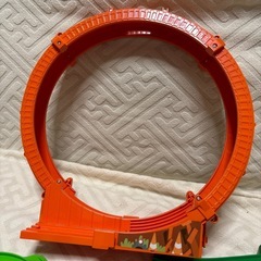 プラレール GOGOトーマス ぐるっと宙返り！わくわくプレイランド 電車の画像