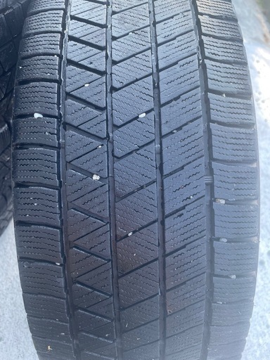 スタッドレスタイヤ（vrx3）４本セット