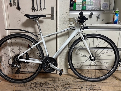 Precision sportsクロスバイク ホワイト　700c