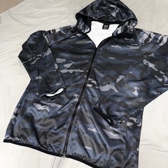 【沖縄本島手渡し限定】OAKLEYパーカー　2XL 迷彩柄の画像