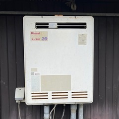 鉄くず・アルミ網戸・柵・給湯器スクラップ品まとめての画像