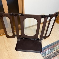 ベビーゲート　日本育児　おくトビラ　おくだけとおせんぼ の画像