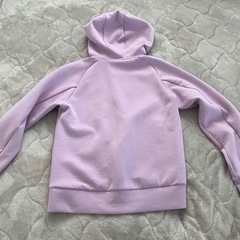 紫パーカー150の画像