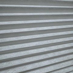 冷暖房効率大幅アップ！！【新品】窓、扉、間仕切りの断熱シャッター　ワイド102cm 　の画像