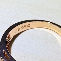 ピンク系カラー 石付き リング 585 RGありの画像