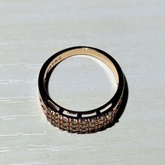 ピンク系カラー 石付き リング 585 RGありの画像