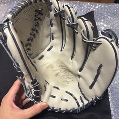 野球グラブ　投手用の画像