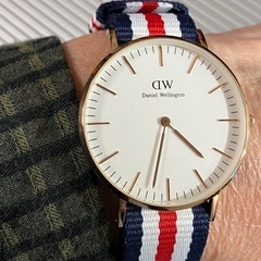 ダニエルウエリントン　レディースwatch 3個セットでお得に　極美品　完全整備済品の画像