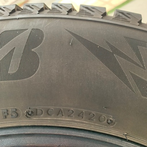 ブリヂストン BLIZZAK DM-V3 225/65R17 アルミホイール付き4本セット
