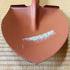 【期間限定 早い物勝ち】木柄ショベル剣型 雪かきスコップの画像