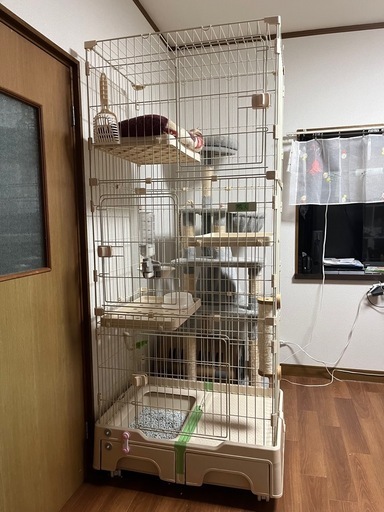 (値引き相談可能)キャットケージ(猫ケージ,3段,トイレ付き)