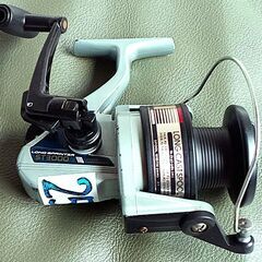 №25、釣りリール　Daiwa ロングスプリンターST3000Nの画像