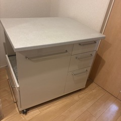 大理石カウンターの画像