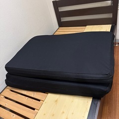 三つ折りシングルマットレス（折りたたみ式）※引き取り限定・5階エレベーターなしの画像